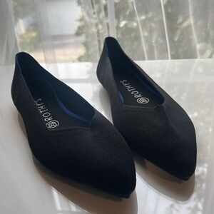 Rothy's The Point Flats black Size 8.5